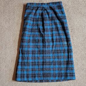 Plaid wool skirt